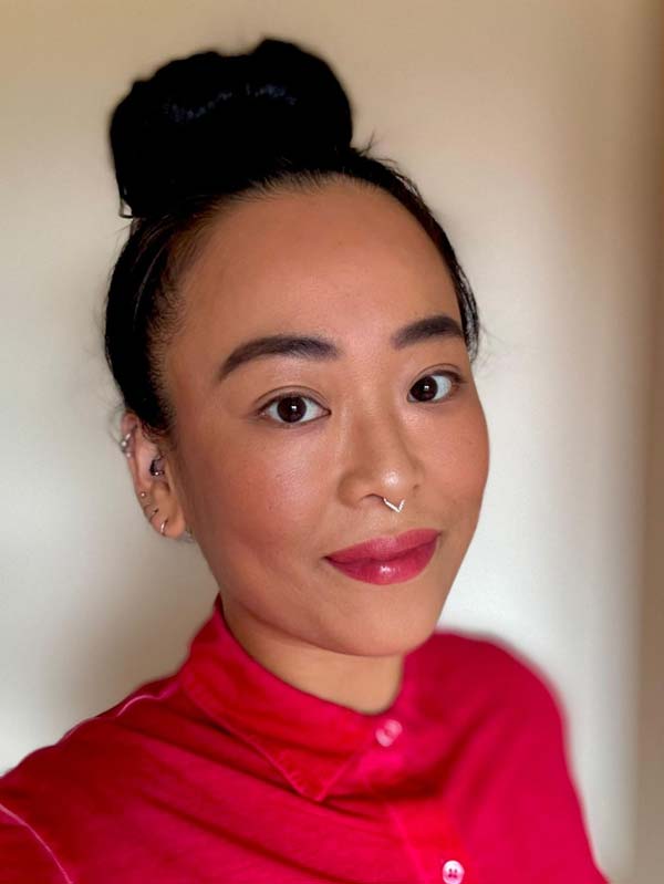 LYNETTE YOGA TEACHER bio photo